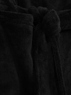 Soft-Touch Robe