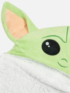Star Wars Baby Yoda Hooded Throw