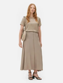 The Edit Satin Skirt
