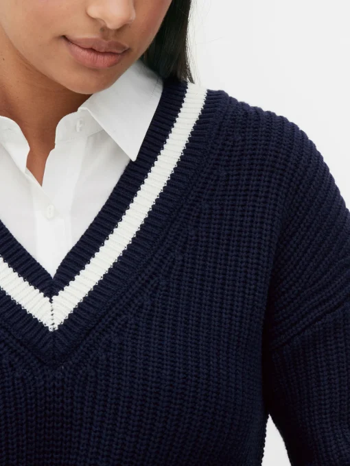 Two-in-One Preppy Pullover And Shirt