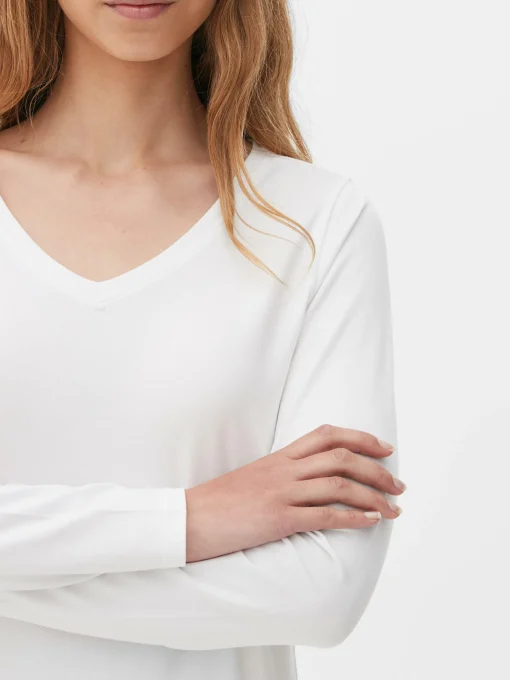 V-Neck Long Sleeve Top